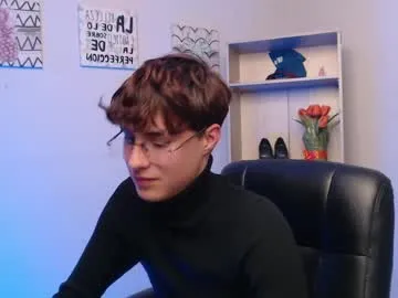 realtryit – webcam model profile photo Image 13