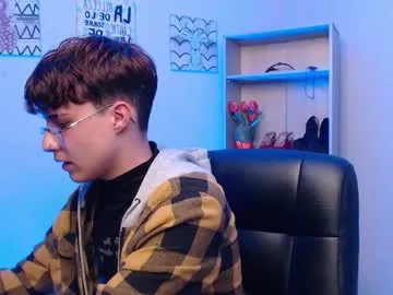 realtryit – webcam model profile photo Image 8