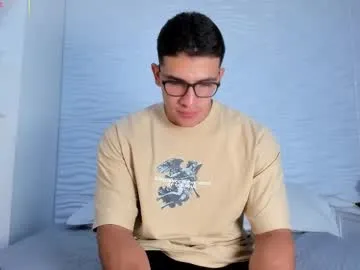 callme_kim – webcam model profile photo Image 2