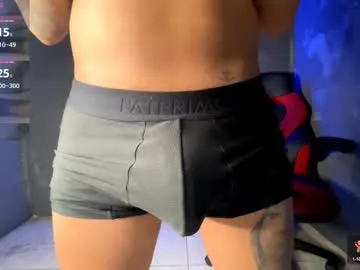 wetnaughtygirls – webcam model profile photo Image 13