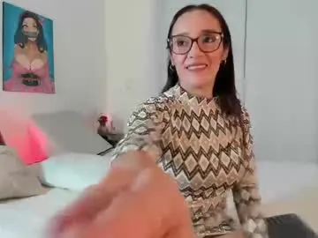 ella_twinkle – webcam model profile photo Image 13