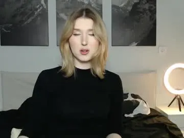 petites_perles – webcam model profile photo Image 4