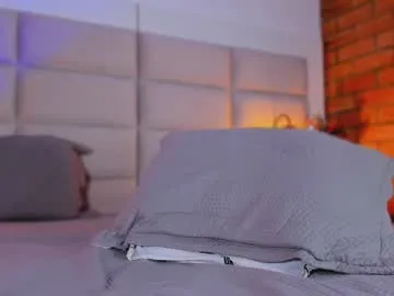 srta_roja – webcam model profile photo Image 18