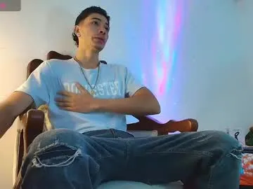 latinbaby_666 – webcam model profile photo Image 2