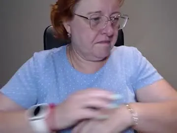 joannaandneighbour – webcam model profile photo Image 8