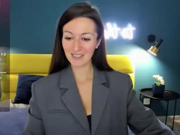 yourlilo__24 – webcam model profile photo Image 10