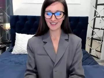 yourlilo__24 – webcam model profile photo Image 6