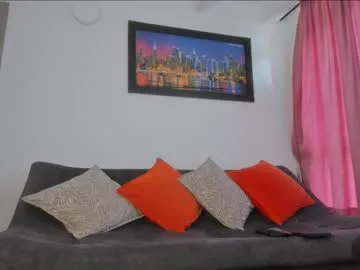 your_dolls – webcam model profile photo Image 14