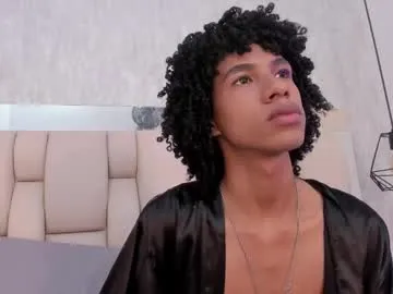 nympho_nathy_sophi – webcam model profile photo Image 13