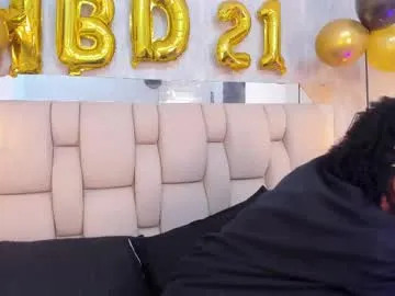 nympho_nathy_sophi – webcam model profile photo Image 7