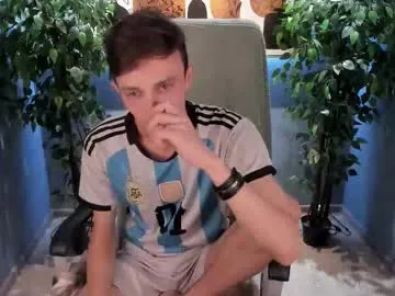 ashley_jones9 – webcam model profile photo Image 3