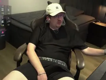 petites_perles – webcam model profile photo Image 4