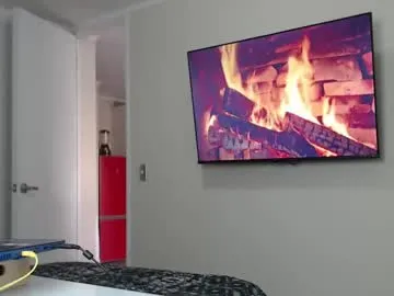 petites_perles – webcam model profile photo Image 3