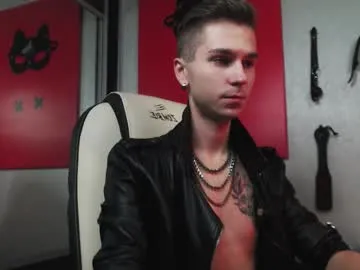 theowonder – webcam model profile photo Image 12