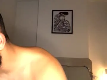 petites_perles – webcam model profile photo Image 7