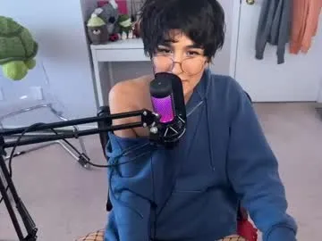 your_dolls – webcam model profile photo Image 10