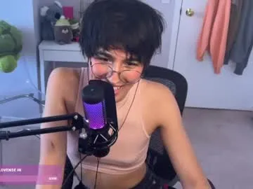 your_dolls – webcam model profile photo Image 3