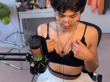 your_dolls – webcam model profile photo Image 5