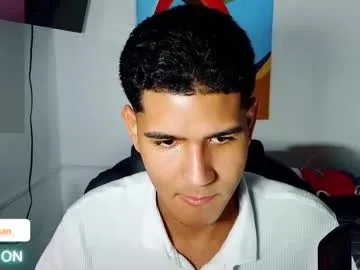 realtryit – webcam model profile photo Image 18