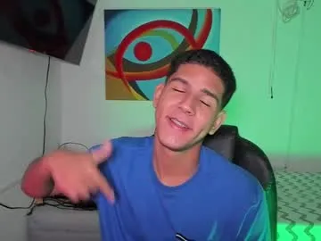 realtryit – webcam model profile photo Image 8