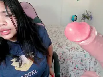 playussoftly – webcam model profile photo Image 12