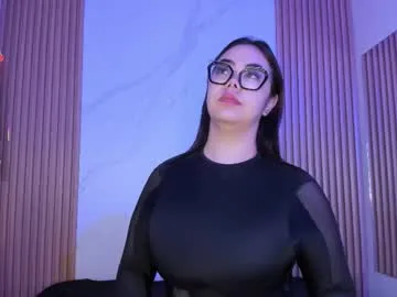 burnletitallburn – webcam model profile photo Image 3