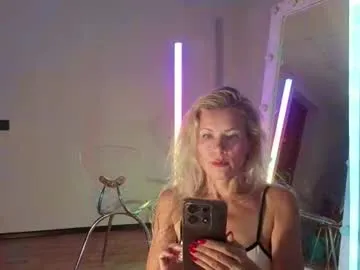 jadelin_min – webcam model profile photo Image 4