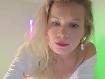 jadelin_min – webcam model profile photo Image 7