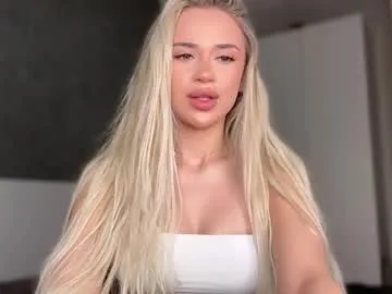 petites_perles – webcam model profile photo Image 9