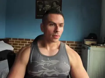 petites_perles – webcam model profile photo Image 13