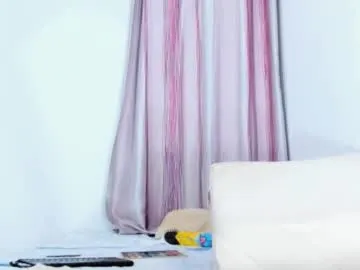 lila_hottie_rosie – webcam model profile photo Image 4