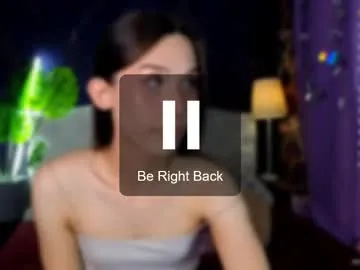 helenstanfordd – webcam model profile photo Image 6