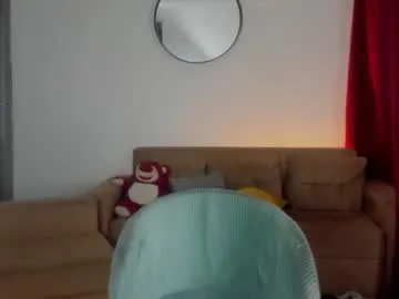 yamirakem – webcam model profile photo Image 9