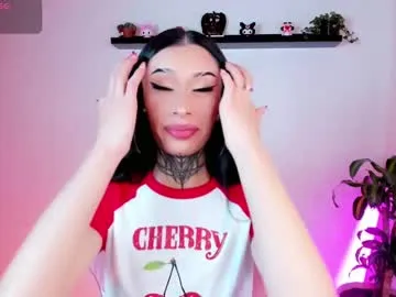 pinkadele – webcam model profile photo Image 10