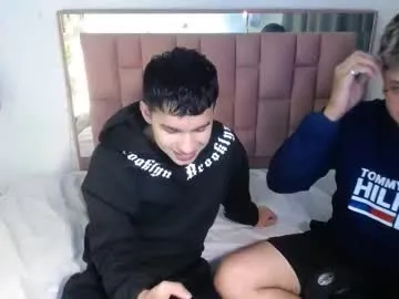 cherries_and_wine_ – webcam model profile photo Image 4