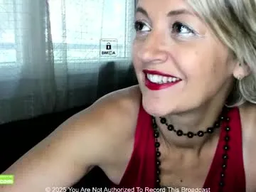 pinkadele – webcam model profile photo Image 14