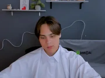 petites_perles – webcam model profile photo Image 7