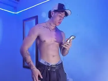 CleoLangley – webcam model profile photo Image 2