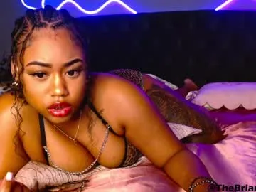 lila_cohen – webcam model profile photo Image 16