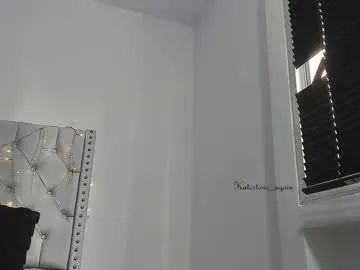 paolahard – webcam model profile photo Image 3