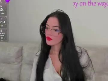 sayluna – webcam model profile photo Image 5