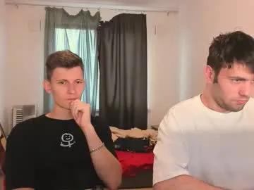 xaevynne – webcam model profile photo Image 9