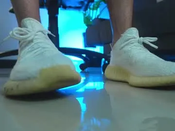 aliyv – webcam model profile photo Image 7