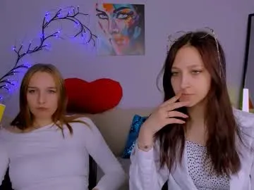 karen0092 – webcam model profile photo Image 5