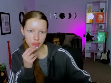 ErikaBonnie – webcam model profile photo Image 11