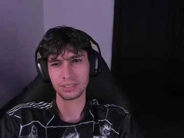 playussoftly – webcam model profile photo Image 10