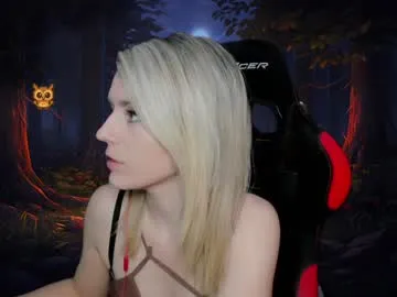 your_dolls – webcam model profile photo Image 15