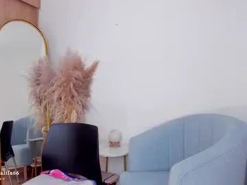 oh_julie – webcam model profile photo Image 4