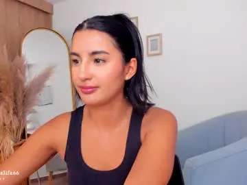 oh_julie – webcam model profile photo Image 5