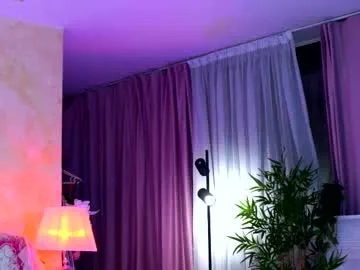 a_lejandro_08 – webcam model profile photo Image 10